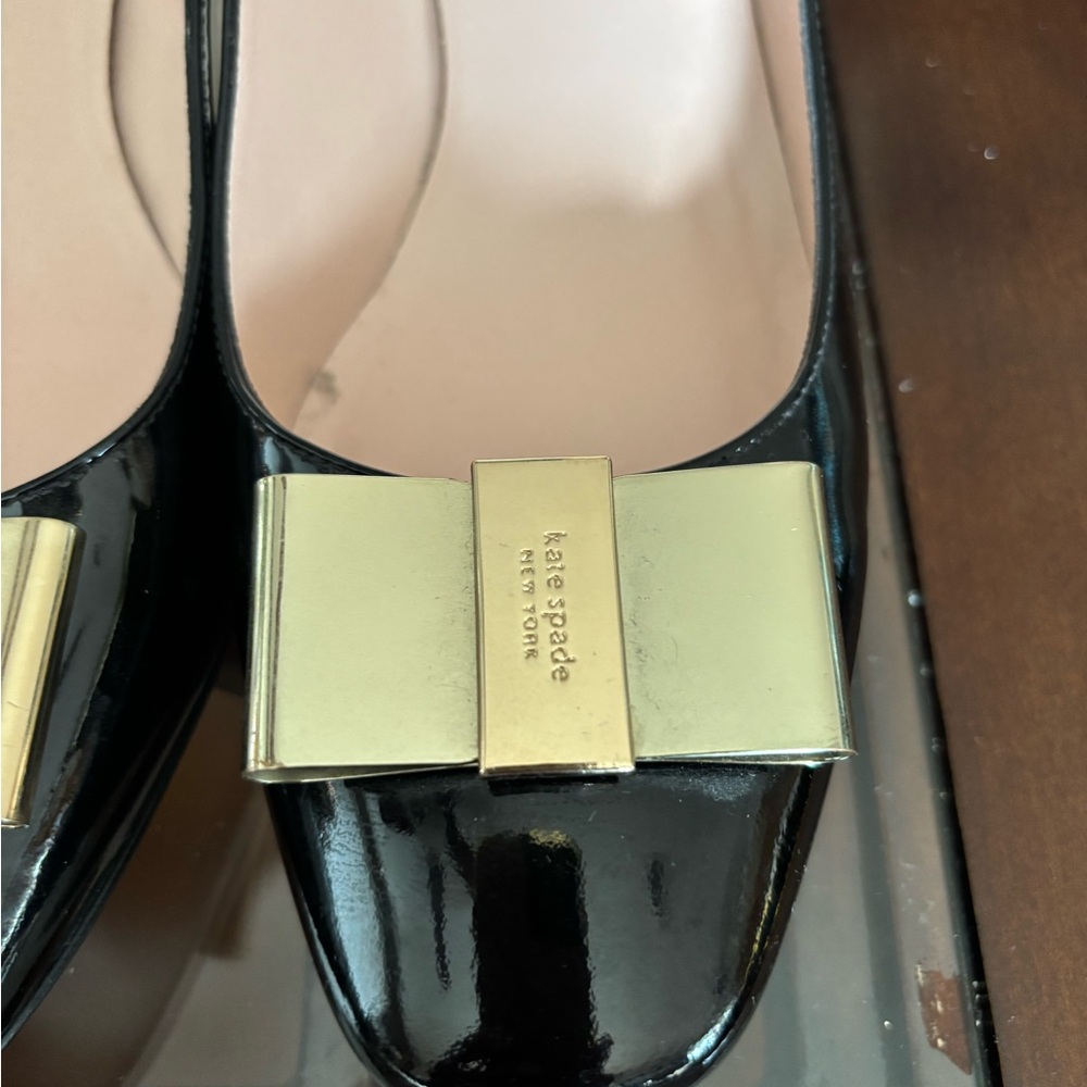 Kate Spade Patent Leather Black heels with Gold Bow Accent - Picture 6 of 9